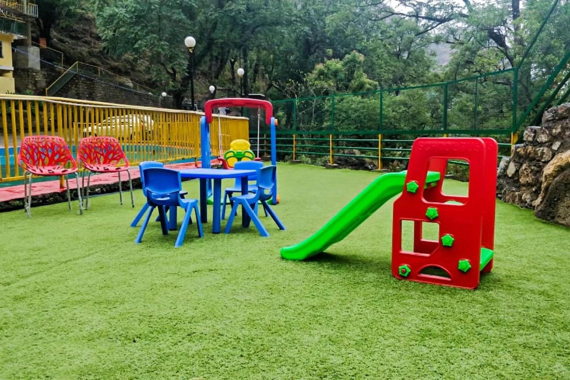 Hotel O Kempty Lake Adventure Resort Mussoorie Ngoại thất bức ảnh